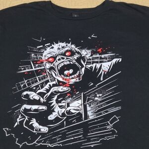 GILDAN Zombie Facility Attack T shirt size L